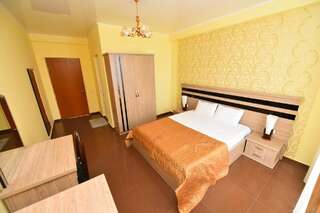 Отель Lazuri Hotel Квариати Стандартный двухместный номер с 1 кроватью или 2 отдельными кроватями-4